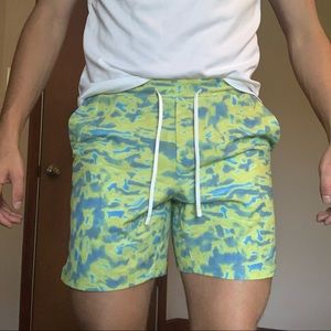 Lululemon swim trunks size small green and blue